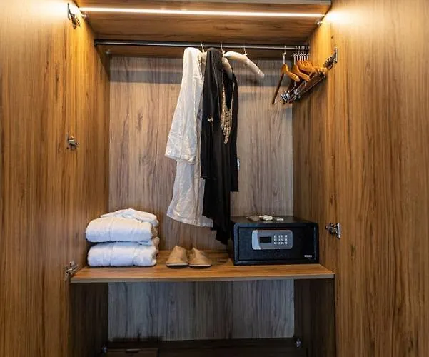 Akrotiri Olympus Luxury - Adults Only Hotel