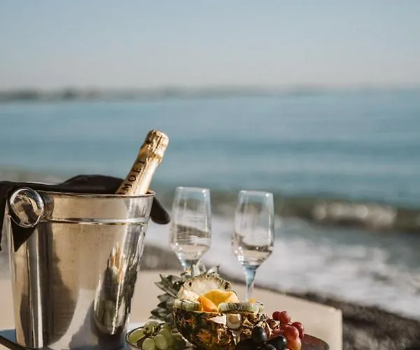 Akrotiri Olympus Luxury - Adults Only *
