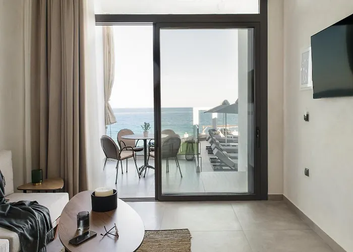 Akrotiri Olympus Luxury - Adults Only