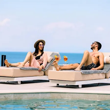 Akrotiri Olympus Luxury - Adults Only