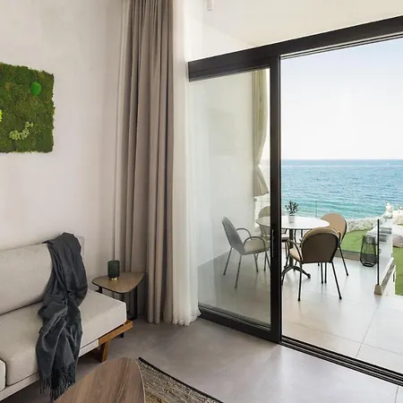 Akrotiri Olympus Luxury - Adults Only Hotel