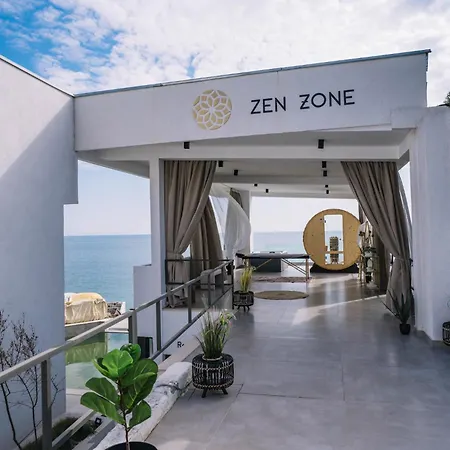 Akrotiri Olympus Luxury - Adults Only Plaka