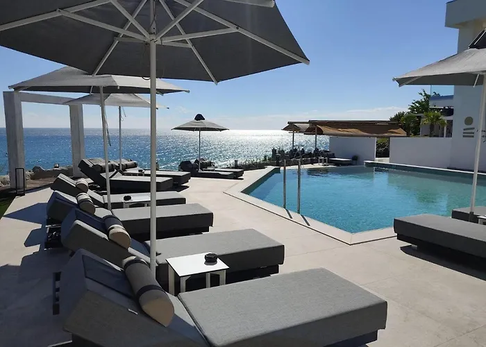 Akrotiri Olympus Luxury - Adults Only Hotel *